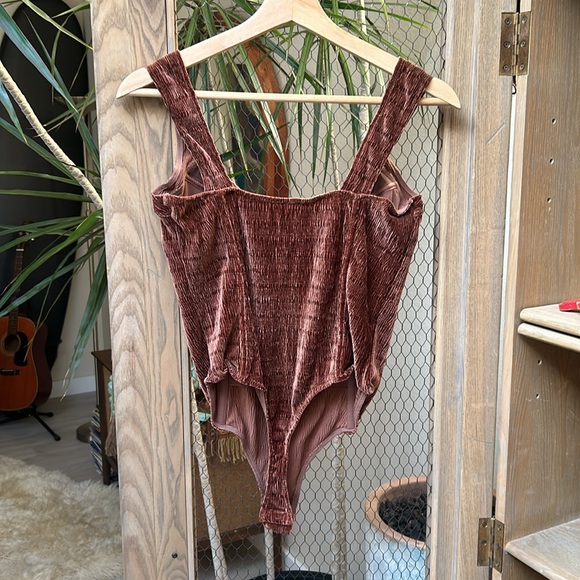 Urban Outfitters Out From Under Luna Velvet Bodysuit - Picture 8 of 11